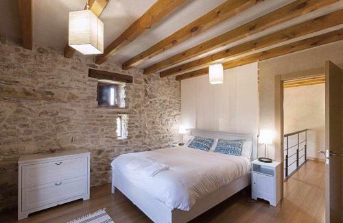 Mave House | Casa Palacio de Mave
