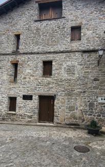Biescas Ski Chalet | Casa Robelca