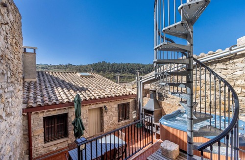 Guimera House | Casa Rural Ca La Pascola – Rural Retreat with Jacuzzi in Guimerá