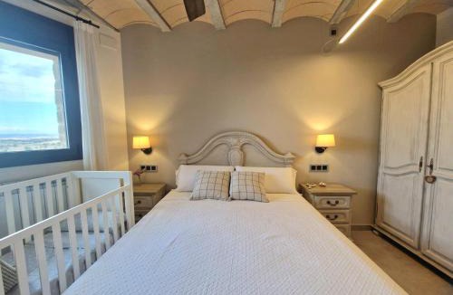 Palou House | Casa Rural Cal Roseto con jacuzzi