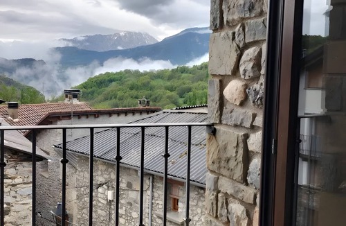 Chia House | Casa Rural 'David' with Mountain Views, Private Terrace and Wi-Fi