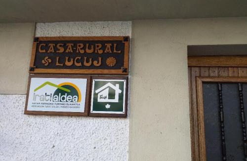 Jaurrieta House | Casa rural Lucuj