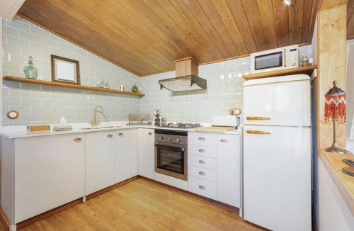 Solsona House | Casita de las Cuadras