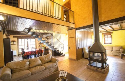 Vilarrodona Villa | Catalunya Casas Sublime seclusion in Catalonia wine Region!