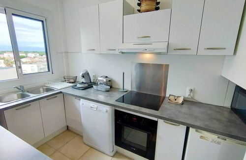 Mediterranee Apartment | Central 2-room apartment, 5 people, includes parking