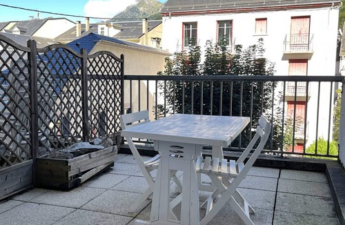 Cauterets Apartment | Central apartment - 5/6 guests