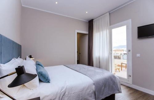 Dreta de l'Eixample House | Central penthouse with terrace Placa Catalunya III