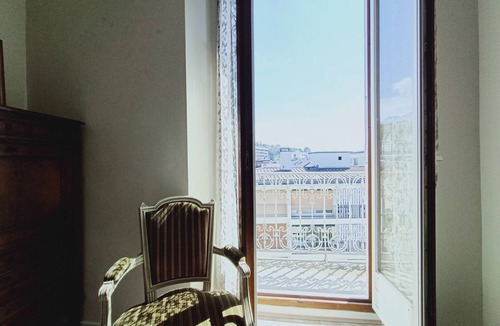 Aix-les-Bains City Center Apartment | Central T2 Aix-les-Bains, Bright, Pets Allowed, Parking