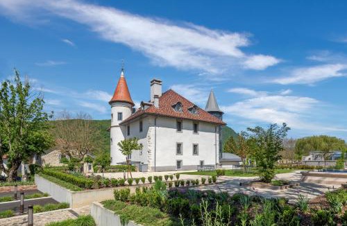 Gresy-sur-Aix Hotel | Château Brachet