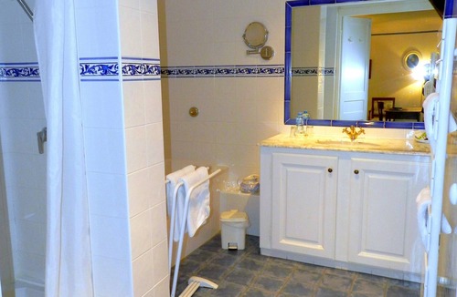 Behobie Hotel | Château d'Urtubie