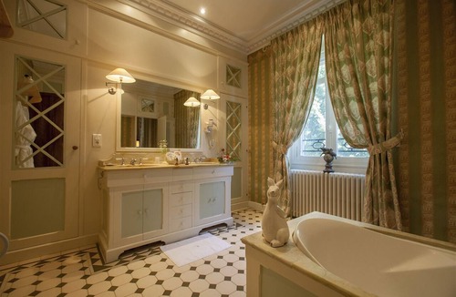 La Riviere Bed & Breakfast | Château de La Rivière