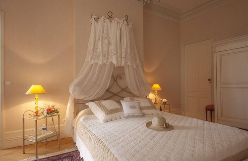 La Riviere Bed & Breakfast | Château de La Rivière