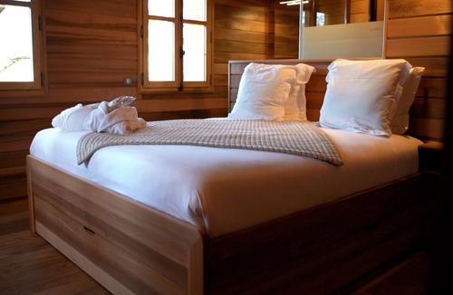 Saint-Laurent-de-Medoc Bed & Breakfast | Château La Tour Carnet - B.Magrez Luxury Wine Experience