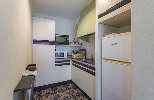 Amelie-les-Bains-Palalda Apartment | Chagall Apartment – Villa Sainte with Mountain View