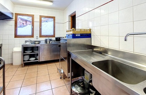 Le Bettaix Ski Chalet | Chalet Saint-Martin-de-Belleville, 12 bedrooms, 31 persons