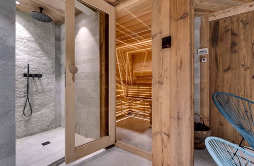 Val-d'Isere Ski Chalet | Chalet 12 people, Pool, Hammam, Near slopes, Val d'Isère