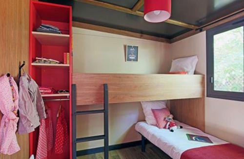 Vic-sur-Cere Other | Chalet 4 pers avec Terrasse et Accès PMR à Vic-sur-Cère - API-1-52-1231