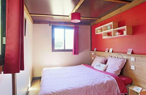 Vic-sur-Cere Other | Chalet 4 pers avec Terrasse et Accès PMR à Vic-sur-Cère - API-1-52-1231