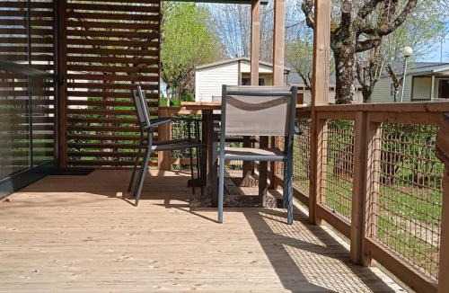 Pleaux Other | Chalet - 5 pers., animaux OK - API-1-52-2306