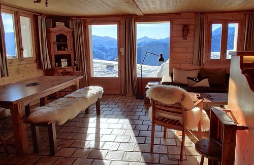 Villard-sur-Doron Ski Chalet | CHALET ALPAGE, SEIZURE, 700M SKIING, NATURE AND SCENIC VIEW
