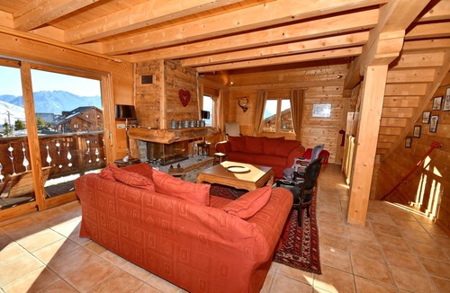 Bergers Ski Chalet | CHALET ALTIPORT, GREAT COMFORT, 12-14 PEOPLE, ON THE SLOPES