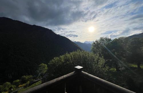 Melles Ski Chalet | Chalet au cœur des Pyrénées avec jacuzzi