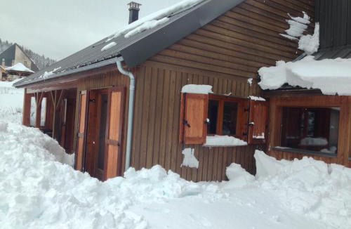 Laveissiere Ski Chalet | Chalet camp de base pour tribu sportif wifi 5 ch
