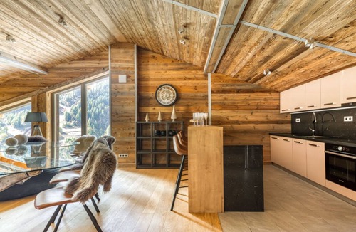 Les Brevieres Ski Chalet | Chalet Carte Blanche - Charlie