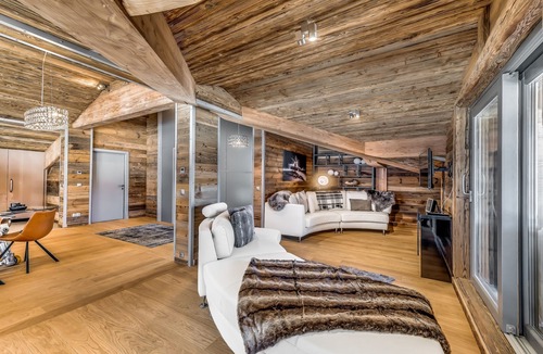 Les Brevieres Ski Chalet | Chalet Carte Blanche - Charlie