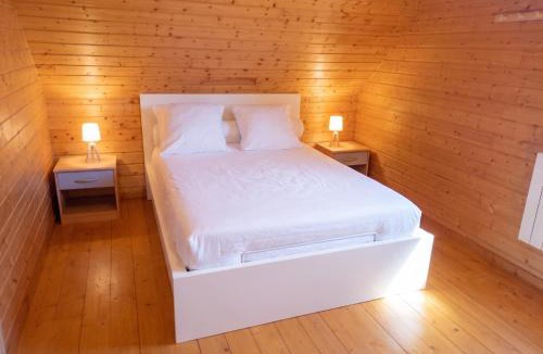 Saint-Genes-Champespe Ski Chalet | Chalet charmant à Saint-Gènes-Champespe avec parking privé