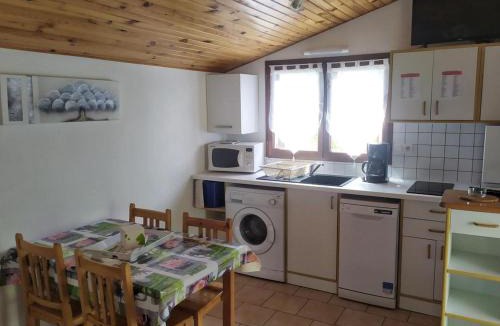Saint-Rome-de-Tarn Other | Chalet confortable avec terrasse - 4 personnes - API-1-52-908