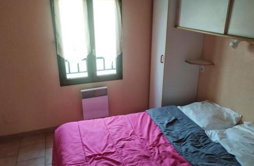 Saint-Rome-de-Tarn Other | Chalet confortable avec terrasse - 4 personnes - API-1-52-908
