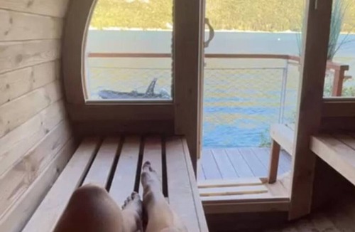 Bredannaz Cottage | Chalet Coquillage – Waterfront Escape on Lake Annecy