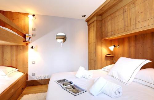 Le Praz Ski Chalet | Chalet d'Exception au Cœur de Courchevel Le Praz avec Sauna - FR-1-575-149
