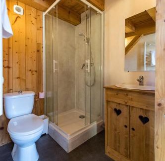 Saint-Sorlin-d'Arves Ski Chalet | Chalet de charme 11 personnes proche du centre du village