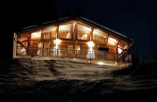 Saint-Gervais-les-Bains Ski Chalet | Chalet de l'Emey - 12 pers