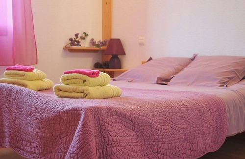 Feissons-sur-Salins Cottage | CHALET DE LA YODINE - GITE 27 PEOPLE IN SAVOIE - TARENTAISE VANOISE bedroom 4
