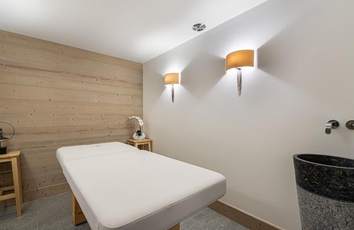 Le Praz Ski Chalet | Chalet de luxe avec piscine et spa à Courchevel - FR-1-568-6