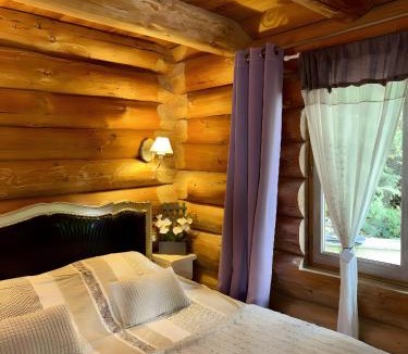 Montmurat Ski Chalet | Chalet de rêve en rondins avec Spa