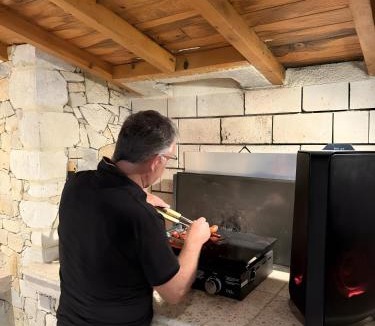 Montmurat Ski Chalet | Chalet de rêve en rondins avec Spa