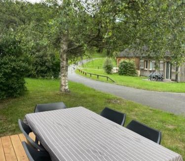Egletons Ski Chalet | Chalet de vacances avec piscine