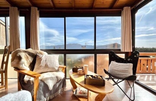 Pyrenees 2000 Ski Chalet | Chalet des Esquits - Chalet just a stone's throw from the slopes