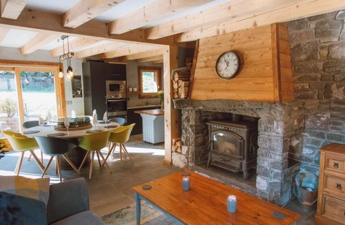 Saint-Jean-dʼAulps Ski Chalet | Chalet Dranse ski/bike - Mountain Voyages chalet