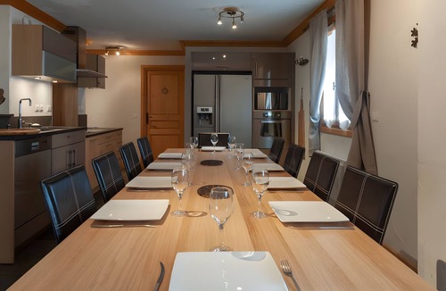 Les Varcins Ski Chalet | Chalet “Eden” with Balcony and Wi-Fi