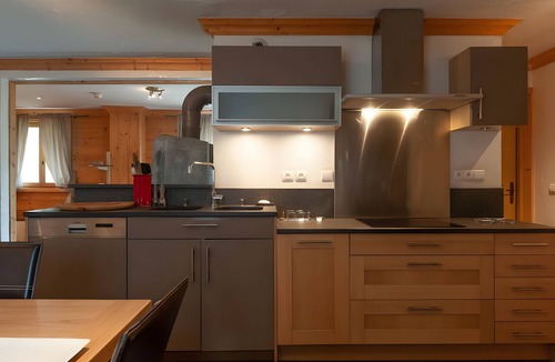 Les Varcins Ski Chalet | Chalet “Eden” with Balcony and Wi-Fi