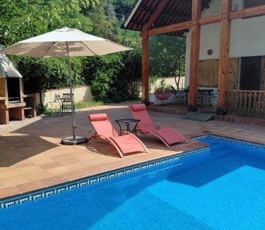 Vallgorguina Ski Chalet | Chalet Entre Parques Naturales