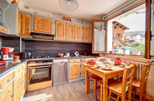 Saint-Marcel Ski Chalet | Chalet familial cœur de St Marcel avec terrasse pour 6 pers. - FR-1-344-1051