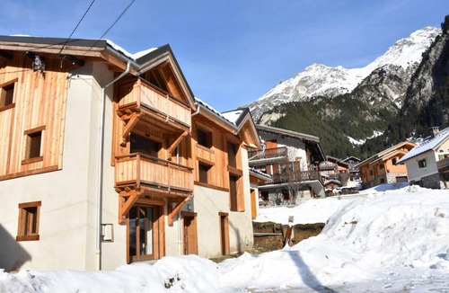 Pralognan-la-Vanoise Apartment | Chalet Lou Fenatchu