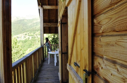 Le Grand Domaine Ski Chalet | Chalet, 200m from ski slopes, swimming pool, sauna, balcony, tv, ski locker, 50m²