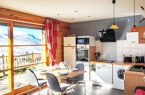 Montgellafrey Apartment | Chalet apartment for rent with south-facing terrace and private sauna